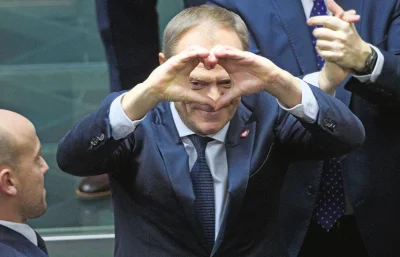 RobotKuchenny9000 - Hej trollnia #neuropa nie przepalają się wam tam styki jak wasze ...