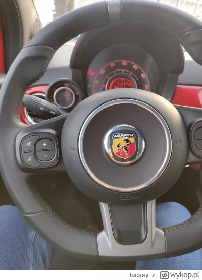 lucasy - @curiousboi: miałem na tydzień jednego jako auto zastępcze. Do roboty mam 15...