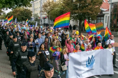 epicentrum_chaosu - @xiv7 Dokładnie, bydło trzeba pilnować.