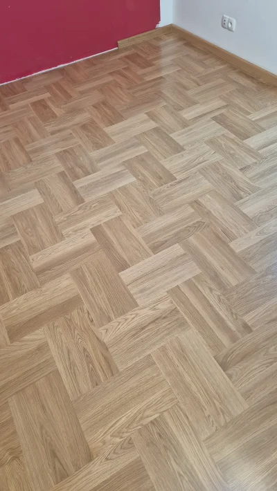 Lowca90 - @cycun oczywiście, że można. Odcienie drewna zmieniają różne rodzaje lakier...