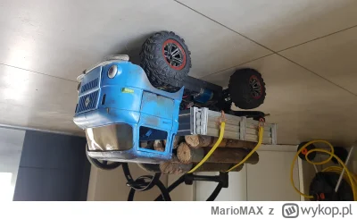MarioMAX - Ale sobie zbudowałem ciężarówkę. waży jakieś 12kg napęd 4x4 zablokowane dy...