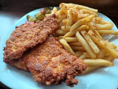 arinkao - Ulubiony posiłek niebieskiego ( ͡° ᴥ ͡°)
#arinkaofood

#gotujzwykopem #jedz...