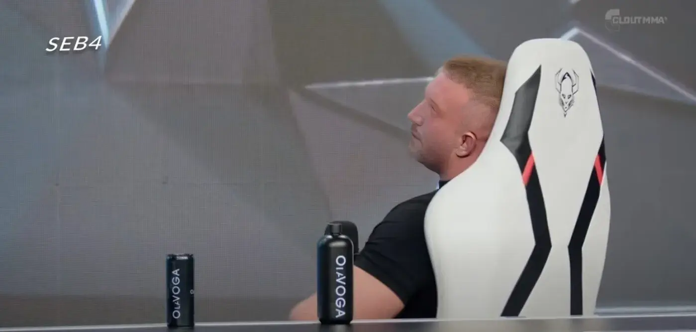 Petsyk - Moja koleżanka jakieś tam miała
Dobra ch*j w to
#famemma