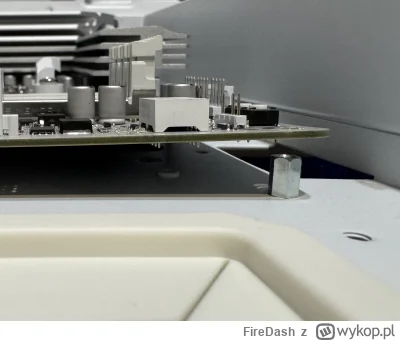 FireDash - Płyta jest mega wygięta po jednej stronie, ryzykować i dokręcić? Wydaje mi...