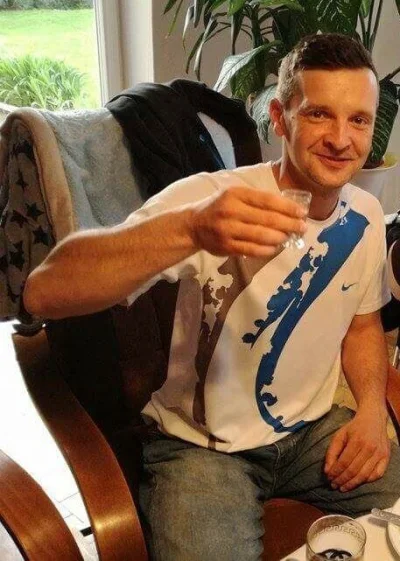 Wszebor - @matt-mattwew:
o Jezu da się to od zobaczyć

Niestety nie da się, wbija się...