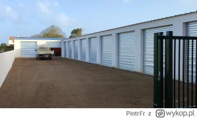 PiotrFr - @LubieSzaszylkiZLublina: @czerwonykomuch xd
Ja biorę po 200€ za takie 42-45...