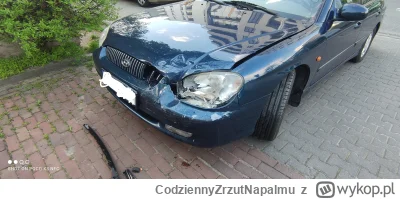 CodziennyZrzutNapalmu - Baba mi wczoraj zrobiła dzwona na czołówkę... Auto oddane do ...