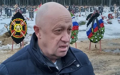 yosemitesam - #rosja #wojna #ukraina 
Super, już się zaczyna XD słychać już skrzypien...