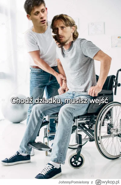 JohnnyPomielony - Wchodzi dziadzia Modric xDD
#mecz #realmadryt