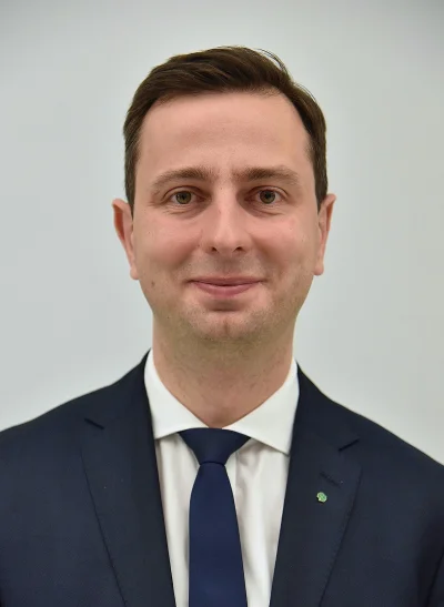 Wielka-Polska-Betonowa - #nieruchomosci #polska Lekarz medycyny będący Ministrem Obro...