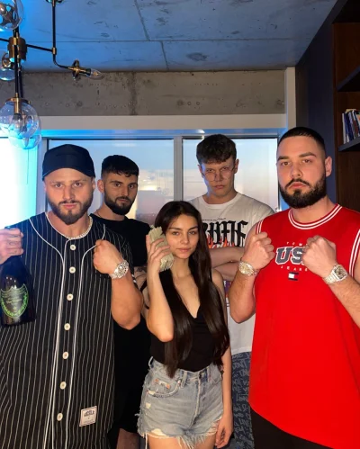 boolProptestingCheatsEnabledtrue - @GoodGuyChucky93 No a tu z Nikiszonem 120 cm wszys...