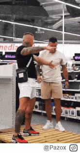 Pazox - @JuanGuerra: