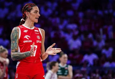 marnobrody - @smutny_kojot: wczoraj dostała awans na zastępcę kierownika