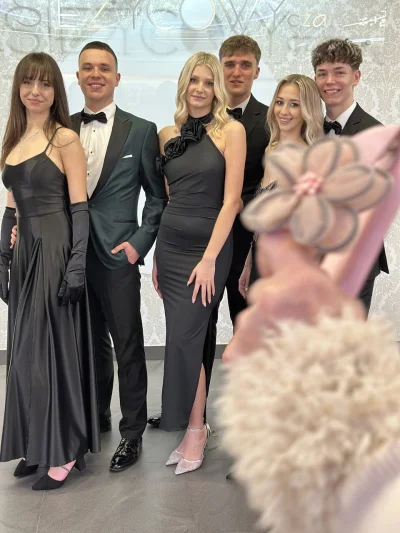 hwangin - #przegryw Jakie dobre geny mają ci dzisiejsi Julki i Oskarki