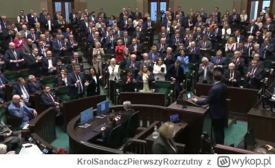 KrolSandaczPierwszyRozrzutny - Deenald Tłamp!! Deenald Tłamp!!!

#polityka #bekazpraw...