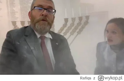 Rafiqs - #sejm 
Wrzucam templatke do memów xDDD #polityka