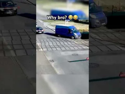 UmCykCyk - 2025-05-15 Ciekawe co myślał kierowca kiedy się pakował na przejazd