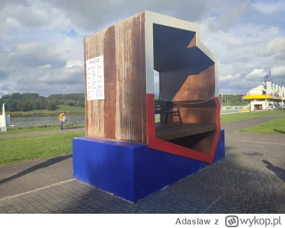 Adaslaw - Wstrzymano proces impregnacji ławeczek patriotycznych!