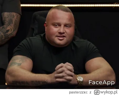 pasterzzxc - Kiedyś zrobiłem w faceapp grubego Denisa, teraz tak wygląda bez przeróbk...