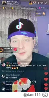 dam115 - @piotyyyyyr1 czapka mówisz?