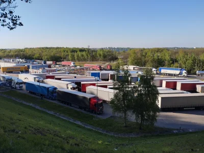 MLeko29 - 90 844 + 40 = 90 884

Pedałowanie po gopOskich drożach i bezdrożach

Kwad...