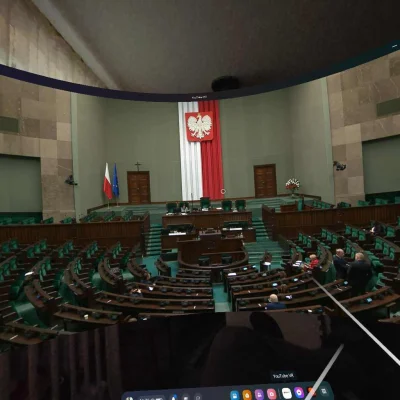 Oshoo - Wreszcie mogę oglądać w godnych warunkach.
SPOILER
#vr #sejm #quest3 #oculus