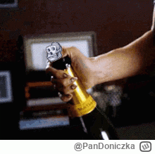 PanDoniczka - Jeeeestt mamy to!!! 3 miechy w zimnej celi, coś przepięknego 
#famemma ...