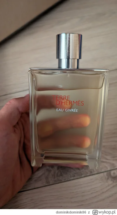 dominikdominik86 - #perfumy 
Podzielę się w cenie 2,5 zł za ml Hermesem Eau givree. M...