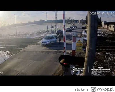 sticky - Dobra akcja.
Ale typ w Mitsubishi w 22 sekundzie https://youtu.be/UHl73YGdS_...