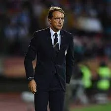 Brzydka_Prawda - @Gours: Roberto Mancini