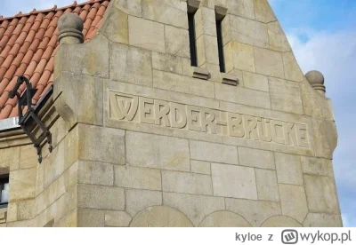 kyloe - @SoundsGoodMan: To samo chciałem napisać, ten most nie jest symbolem imperial...