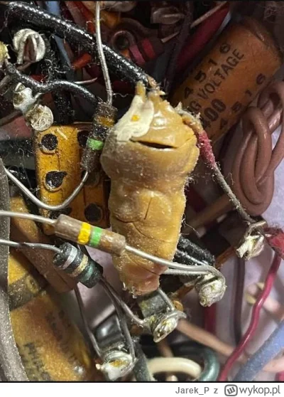 Jarek_P - Z cyklu "pomóżcie zidentyfikować element" :D

#elektronika #z--------------...