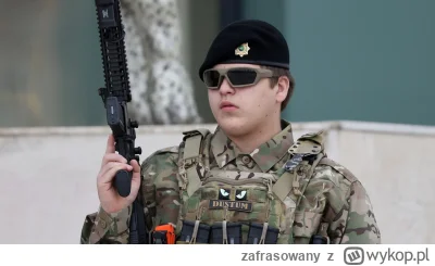 zafrasowany - A ty? Ile masz lat i co osiągnąłeś? 
Kadyrow mianował swojego 16-letnie...
