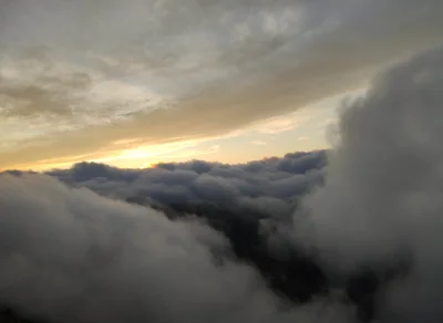 FreakingAwesome - baba zrobiła dziś takie zdjęcie i to nie z samolotu