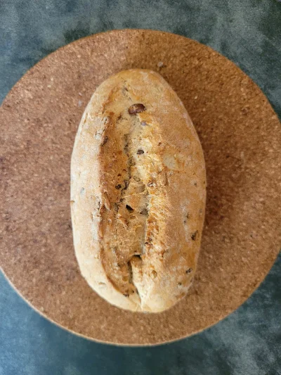 menelf - menelf przedstawia:
Test bułek z Biedronki
Bułka nr 6
BUŁKA PORANNA FITNESS ...