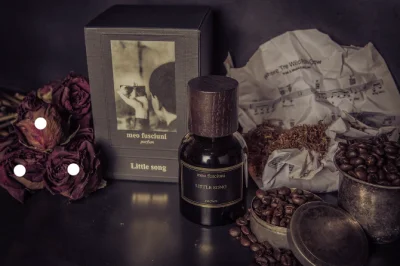 ZnUrtem - #perfumy #rozbiorka

Hejka

   Polać komuś pysznej, wytrawnej, aromatycznej...