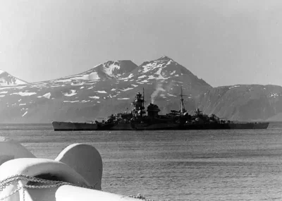 zielonykszak - Regaty na zalewie Solińskim, 1945r niekoloryzowane.