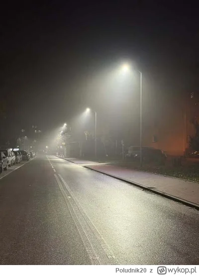 Poludnik20 - Teraz w Tomaszowie, sprzed 20 minut. Aż trudno przejść 2 km. 

Po pokazo...