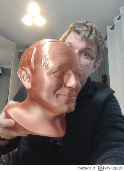 mazaq1 - @mazaq1 no i bonus:
Selfie z wydrukowanym ;p 
30cm wysokości, na Ender 3 V3 ...
