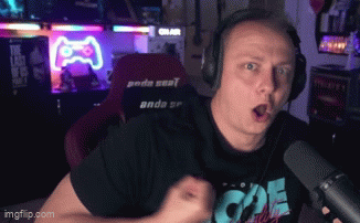 Bela022 - #kiszak Ciekawe czy Arkadickuss podczas nocnych baraszków z żoną karze jej,...