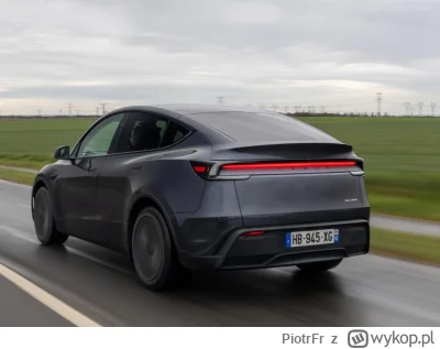 PiotrFr - Jechałem ostatnio za nowym modelem Y. Takim smutnym, czarnym. Jak wcześniej...