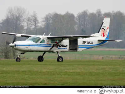 witam12 - Cessna sfotografowana na lotnisku w Chrycynno. Czy ta maszyna mogła brać ud...