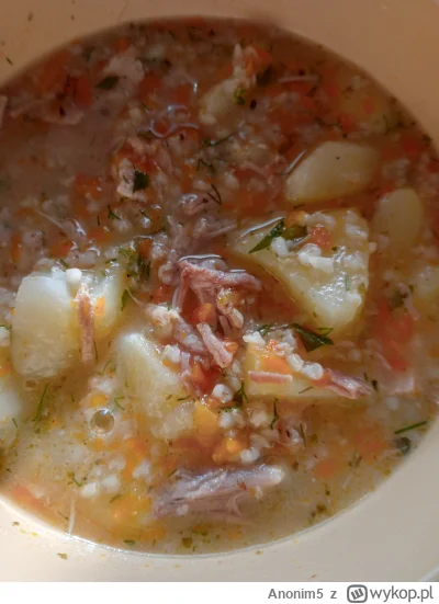 Anonim5 - #przegryw zupka dla chuopa #jedzzwykopem #zupa