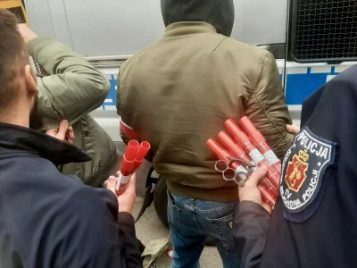 MrBeast - Gdy zabierasz koledze z policji wszystko do zdjęcia ale zapominasz o zabran...