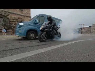 sosiwoczostkowe - Skad sie takie dauny biorą. xD

Zaczyna sie od 0:33

#motocykle #mo...