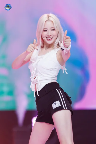 XKHYCCB2dX - #koreanka #nayoung #lightsum