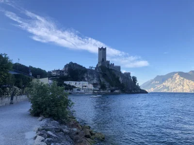 ChlopoRobotnik2137 - Zamek po drodze