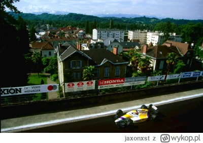 jaxonxst - Rubens Barrichello podczas wyścigu serii juniorskiej we Francji w 1992 rok...