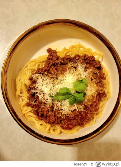 loser21_ - Spaghetti bolognese na kolację (ʘ‿ʘ)

#gotujzwykopem #jedzzwykopem