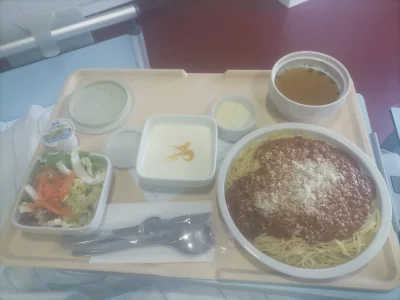 Toonzvikopu - Taki tam obiadek w szpitalu na intensywnym oddziale  w Austrii.. 🤔🤗